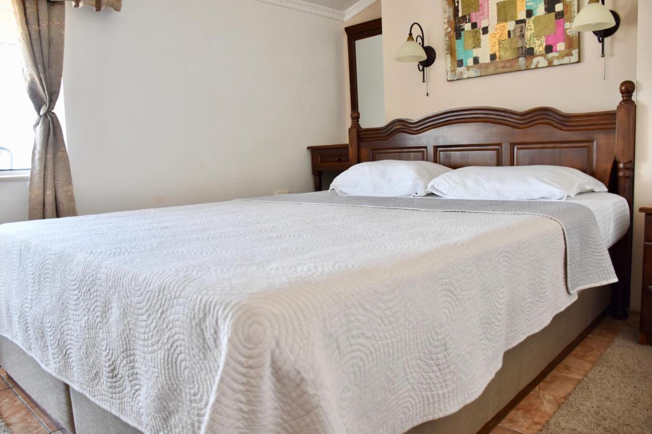 Family Hotel Apolonia Созополь Екстер'єр фото