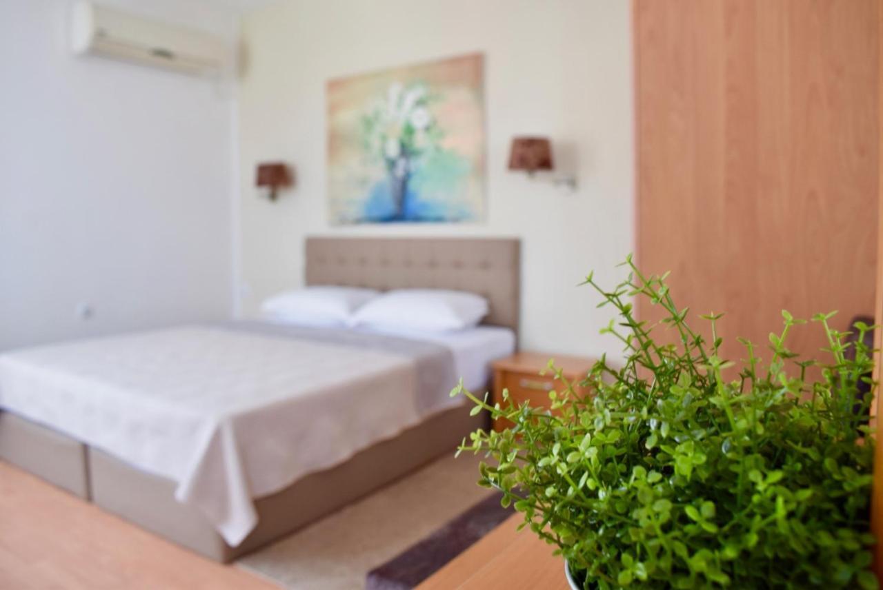 Family Hotel Apolonia Созополь Екстер'єр фото