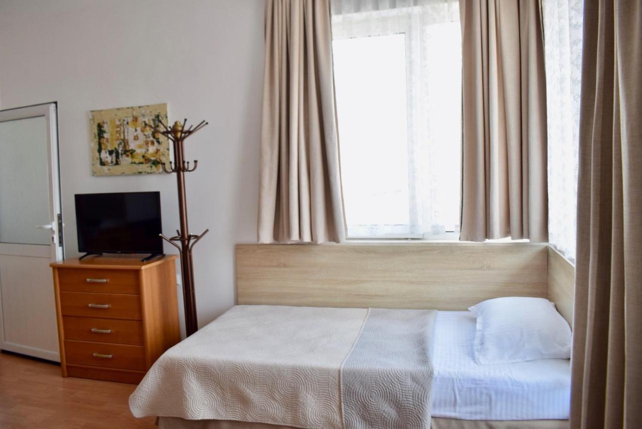 Family Hotel Apolonia Созополь Екстер'єр фото