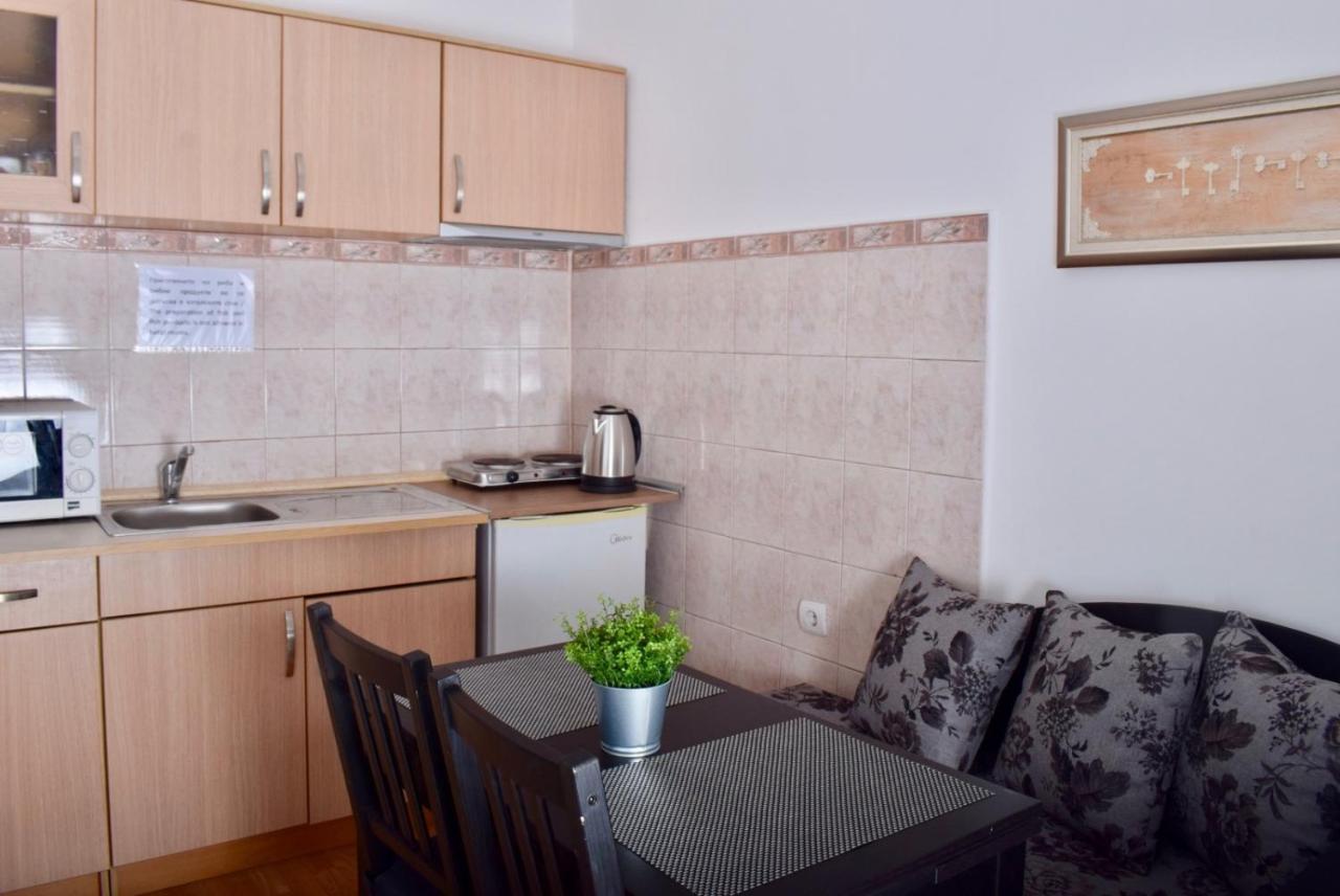 Family Hotel Apolonia Созополь Екстер'єр фото